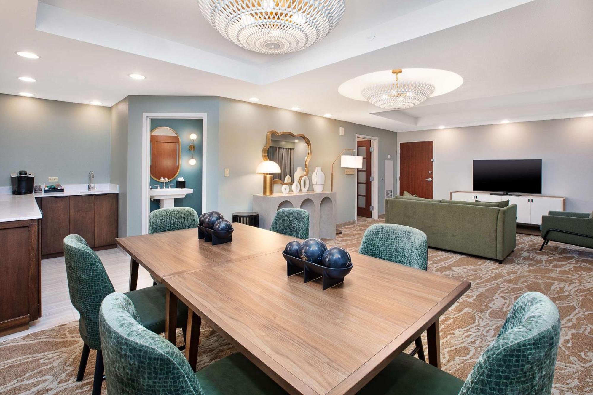 Embassy Conference Center Hotel San Marcos