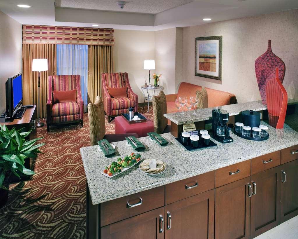 Embassy Conference Center 4*