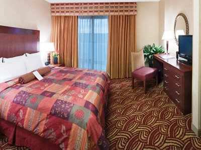Hotel Embassy Conference Center 4*