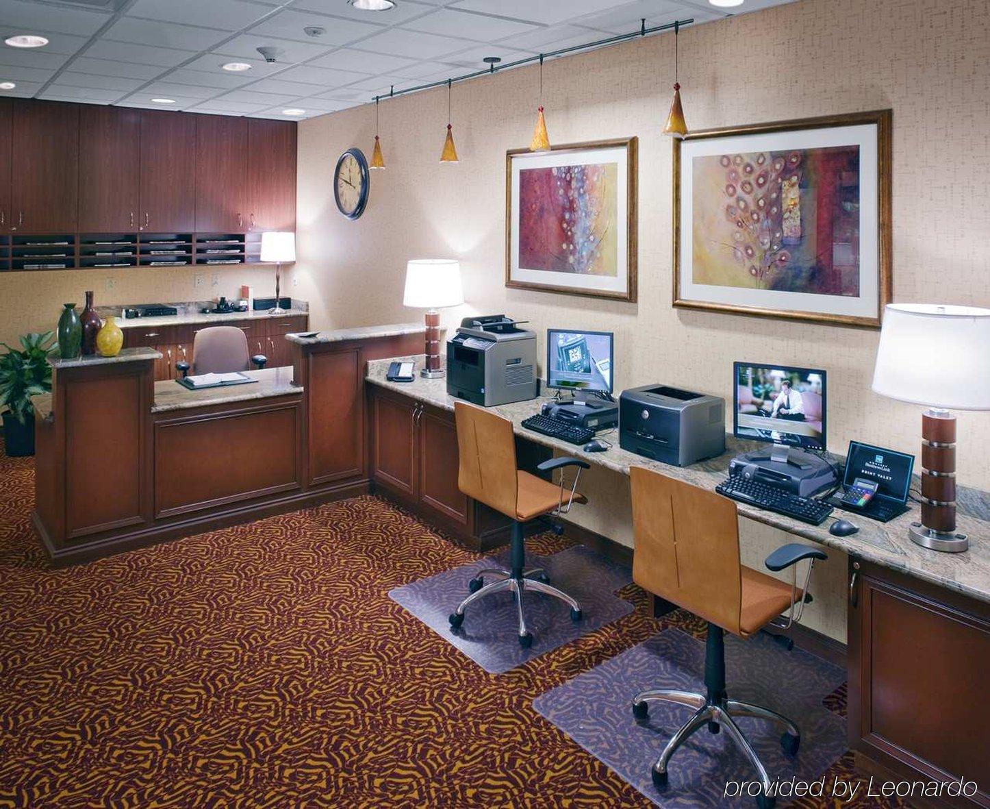 Hotel Embassy Conference Center