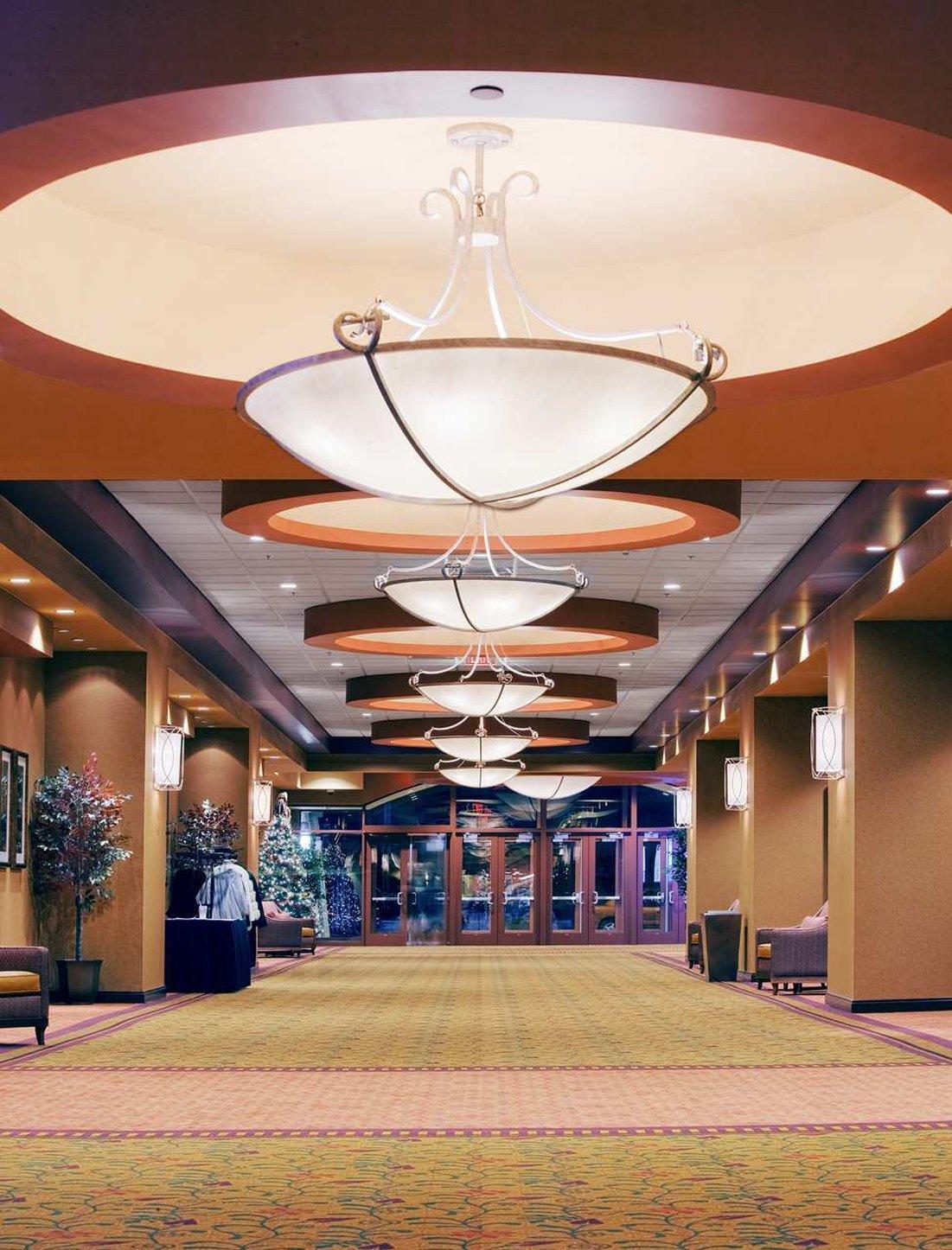 Hotel Embassy Conference Center