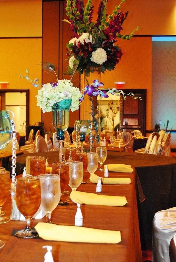 Embassy Conference Center 4*