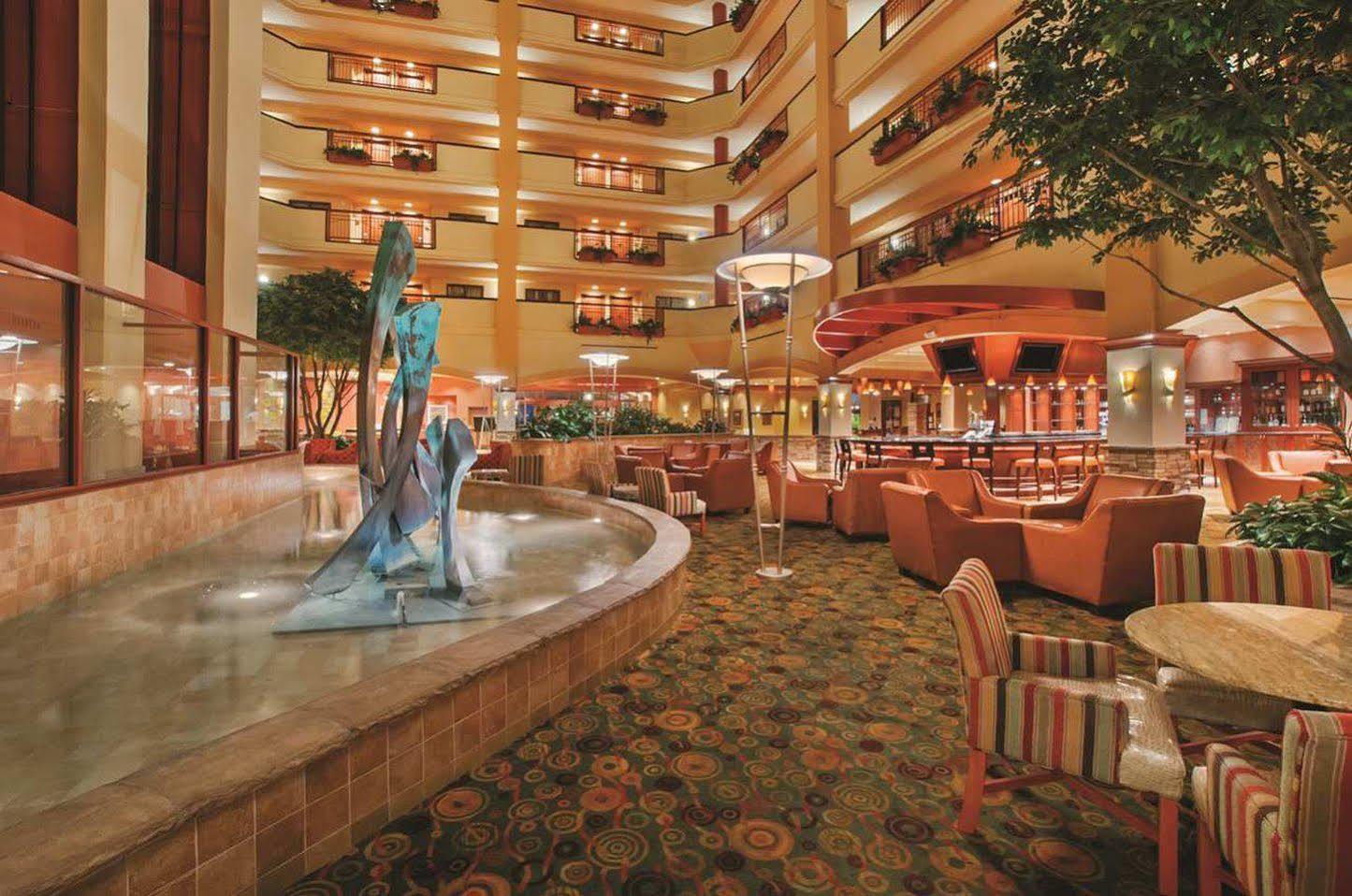 Embassy Conference Center Hotel 4*